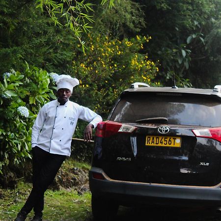 Under Volcanoes View Guest House Nyarugina Exterior foto